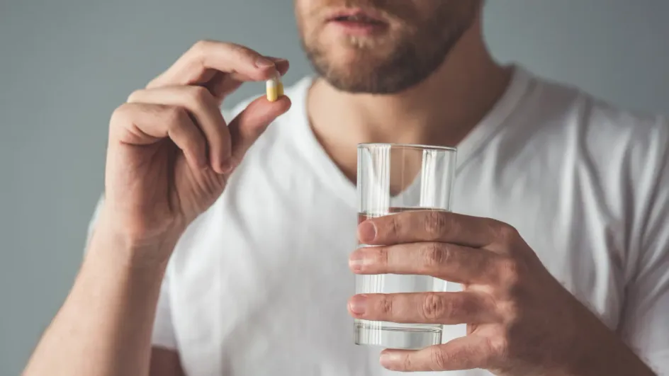 Россиянам назвали скрытую опасность частого приема антибиотиков