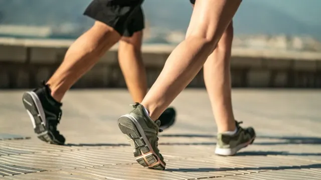 Горячая новость | Ученые нашли у ходьбы новую неожиданную пользу