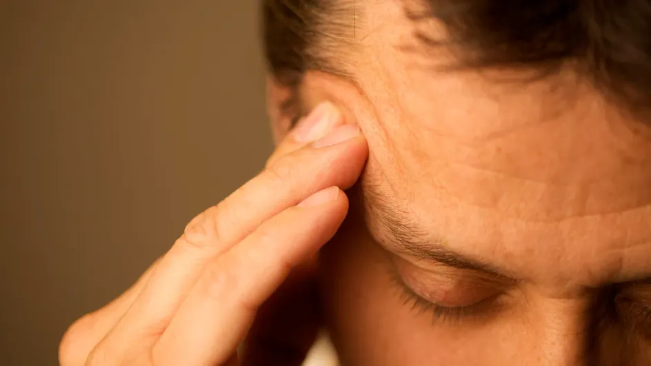 Россиянам объяснили, как магнитные бури влияют на здоровье Россиянам объяснили, как магнитные бури влияют на здоровье