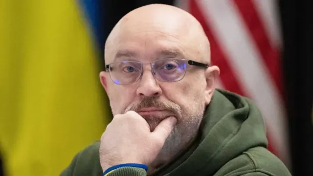 Дандыкин предрек отставки на Украине после увольнения министра обороны Резникова