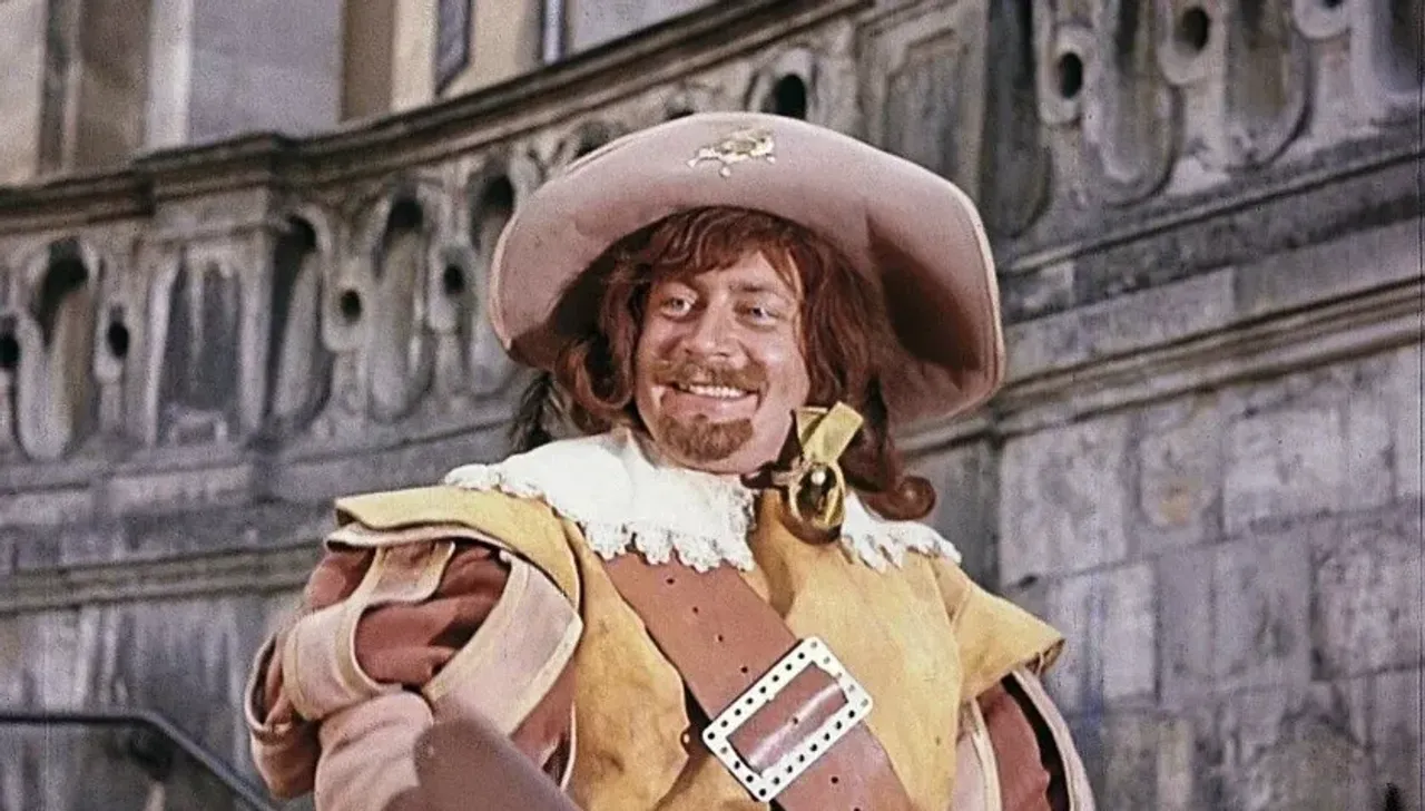 Портос арамис. Портос из трех. Портос из трех. Портос смирнитский. Три мушкетера портос.