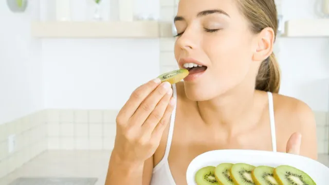 Названы фрукты, которые улучшают пищеварение