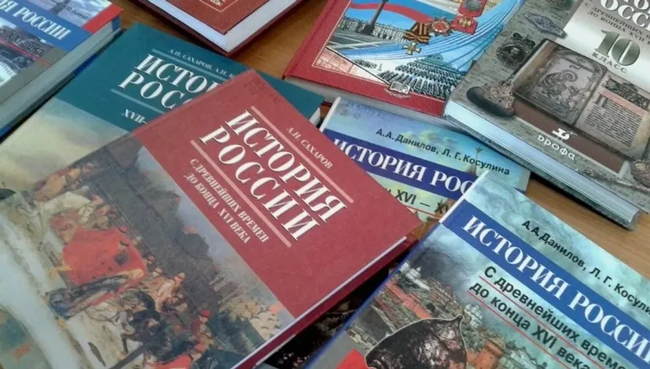 Минпросвещения: преступления Киева в Донбассе отразят в школьных учебниках по истории
