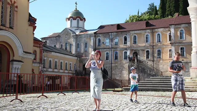 Горячая новость | Турист предостерег россиян от поездки в Абхазию с детьми