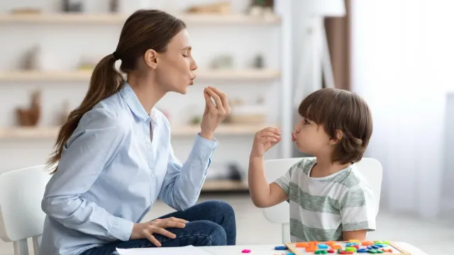 Логопед объяснила, почему мальчики заикаются чаще девочек