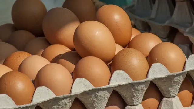 Ярославский чиновник обвинил покупателей в росте цен на яйца