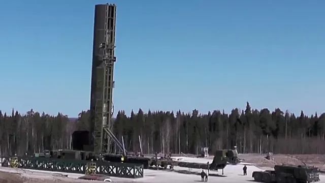 Владимир Путин хочет поставить свою ракету «Сатана 2» на вооружение в 2023 году