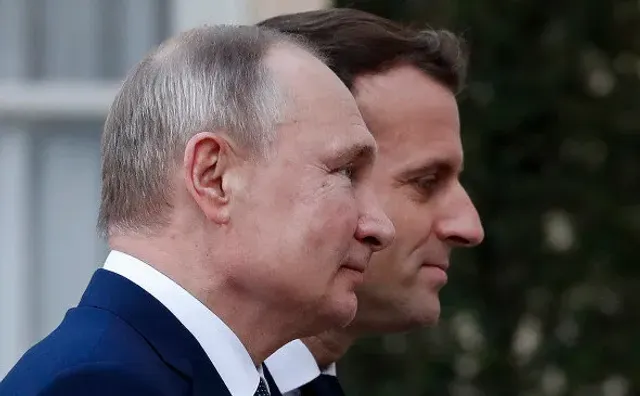 В Кремле состоялся телефонный разговор Владимира Путина и Эммануэля Макрона