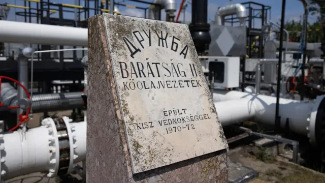 Reuters: Москва и Варшава договорились о транзите казахстанской нефти в Германию