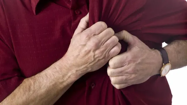 Россиянам назвали один неочевидный провокатор инфаркта