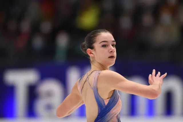 Итальянская фигуристка Лара Наки Гутман прокомментировала четверные прыжки россиянок