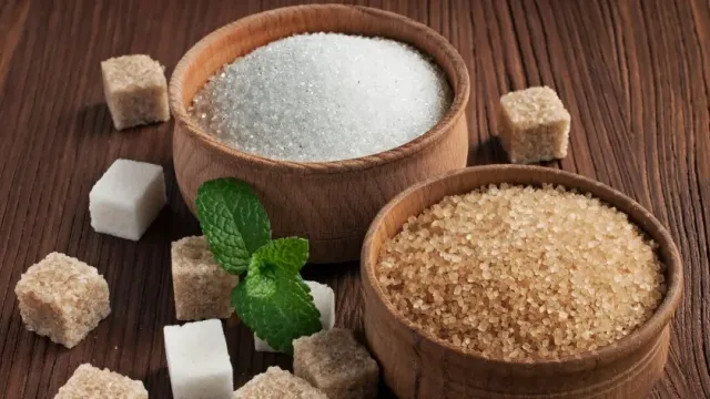 Сахар разрушает ваш организм: 4 признака того, что пора перестать есть сладости