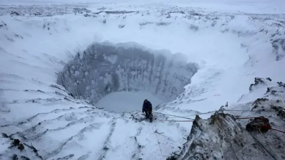 РИАН: ученые из Норвегии признали взрывы причиной появления воронок в Сибири