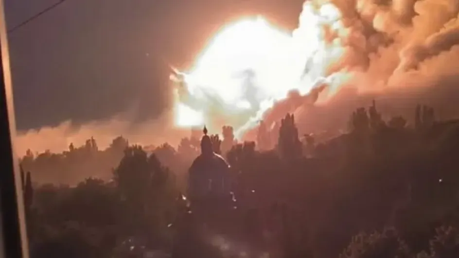 Серия взрывов прогремела в Бердянске: украинские войска попытались нанести удар по городу