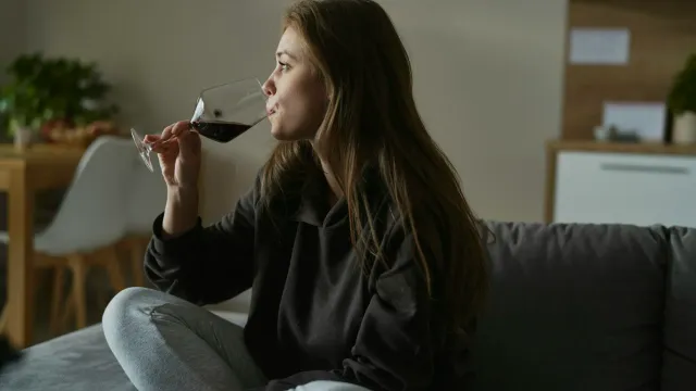 Горячая новость | Названы последствия ежедневного распития алкогольных напитков