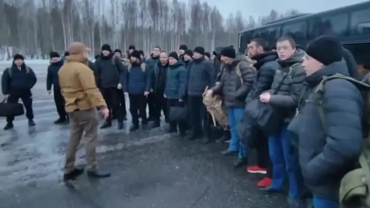 Бойцы чвк вагнера. Чвк вагнер осужденные. Чвк вагнер заключенные. Чвк вагнер осужденные. Чвк вагнер.