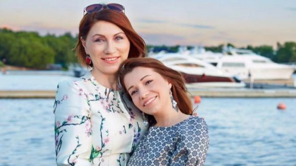 Роза Сябитова сообщила о первой беременности единственной дочери Ксении