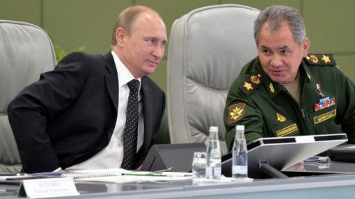 Путин обсудил с Шойгу спецоперацию на Украине и взятие завода "Азовсталь"