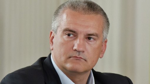 Губернатор Крыма пригрозил цепями неонацистам Мариуполя