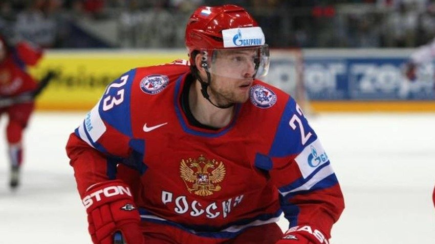Хоккеист Алексей Терещенко сообщил о том, что его "похищенная" 12-летняя дочь в безопасности