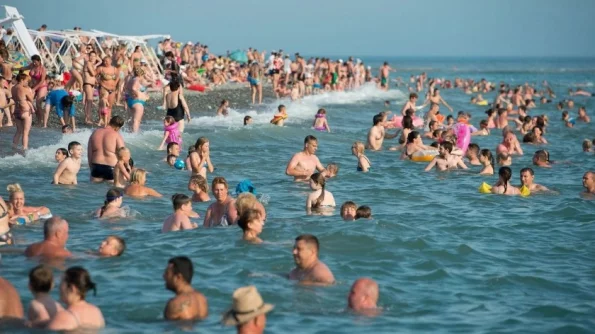 Российские граждане стали экономить на майских турах на популярные курорты в 2023 году