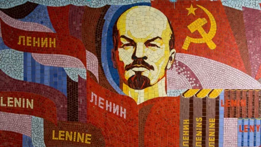 Левый Фронт предложил переименовать Санкт-Петербург обратно в Ленинград