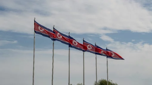 «Рёнхап»: Пхеньян заминировал дорогу в демилитаризованной зоне