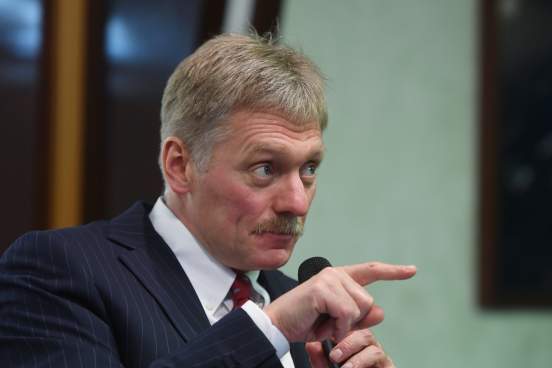 Песков назвал «шизофреничной» позицию Чехии и Болгарии