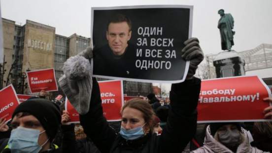 Штаб Навального анонсировал всероссийские митинги в конце апреля