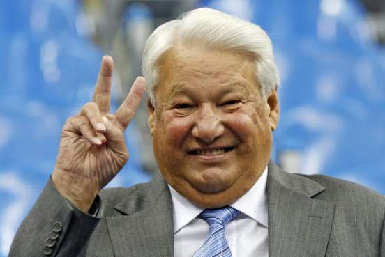 Политолог Калачев предлагал экс-президенту России Ельцину перейти с водки на пиво