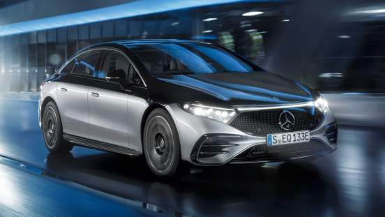 Mercedes-Benz презентовал свой первый электрический седан EQS 2022 года