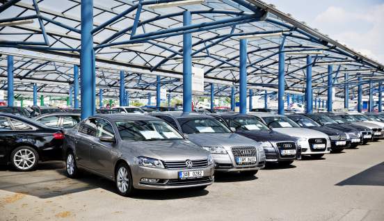 Автостат-Инфо: в марте продажи легковых автомобилей в Москве упали на 24 %