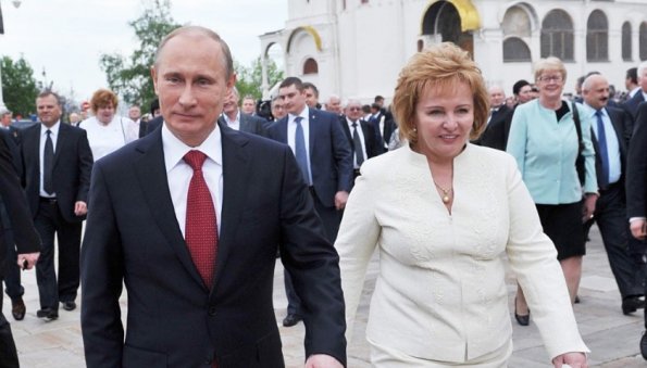 «На 20 лет моложе»: как живёт Людмила Путина спустя 9 лет после развода