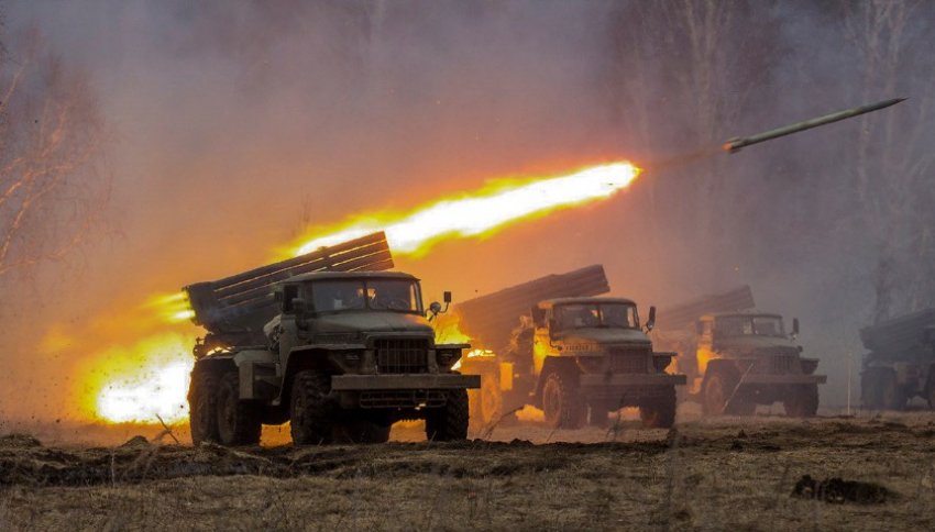 Союзные войска армии России и ЛНР вошли в Соледар и уничтожают позиции боевиков ВС Украины