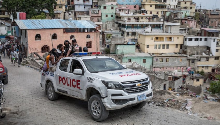 ЕС призывает власти Гаити "активизировать" борьбу с бандами