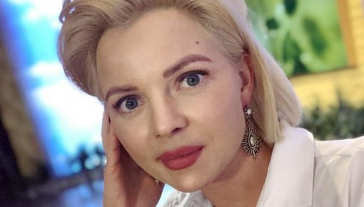Телеведущая Елена Николаева рассказала, как воспитывает дочку Волочковой Ариадну