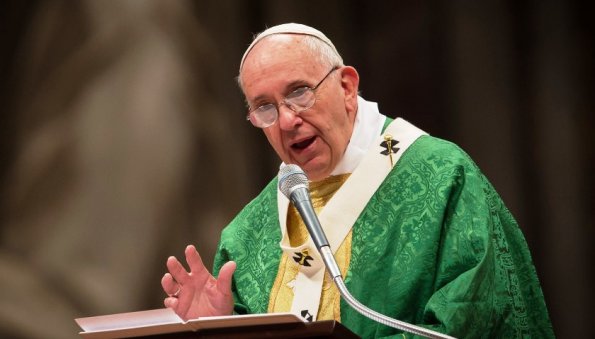 Ватикан поясняет, что слова Папы Римского по Украине не следует понимать как политпозицию