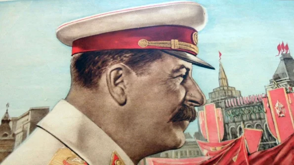 В новых учебниках истории будут по-другому описывать Сталина