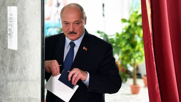 Глава избиркома в Витебске признал, что после победы Тихановской переписал протокол в пользу Лукашенко