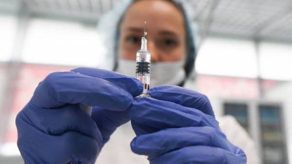 Центр Гамалеи опубликовал инструкцию по вакцинации от коронавируса