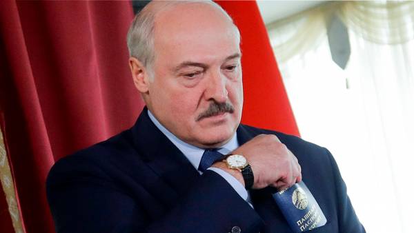 Лукашенко готовит обращение к народу Белоруссии