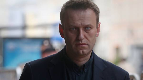 Кремль допустил возможность лечения Навального за рубежом