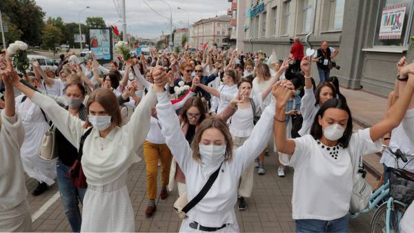 Известно время и место похорон убитого на митинге в Белоруссии демонстранта