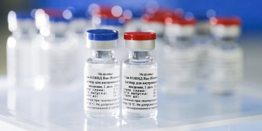Российские ученые разрабатывают пятую отечественную вакцину против COVID-19