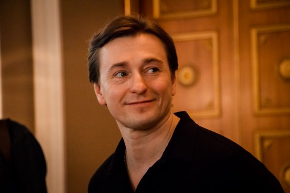 Актер Безруков поддержал Меньшикова в увольнении актеров из Театра имени Ермоловой