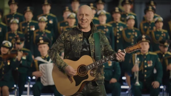 Денис Майданов снял клип на патриотическую песню "Сарматушка", которую сочинил Дмитрий Рогозин