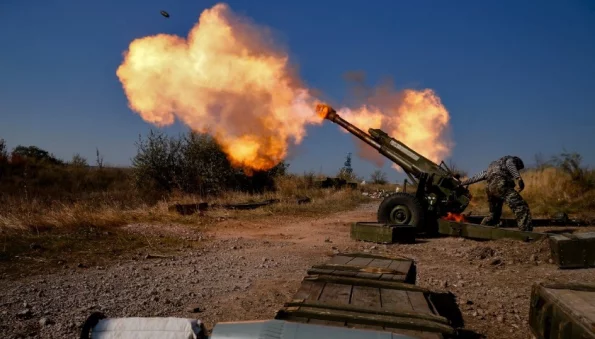 Артиллеристы ДНР уничтожают украинских боевиков на Дзержинском направлении (ВИДЕО)