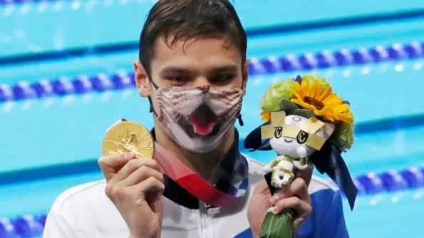 Олимпийский чемпион по плаванию Евгений Рылов сделал предложение тренеру Оксане Логвиновой