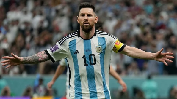 Сборная Аргентины выиграла первый тайм финала ЧМ-2022