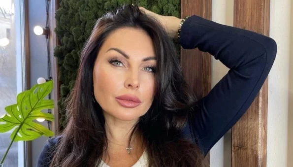 Директор 42-летней Натальи Бочкаревой опроверг сообщения о беременности актрисы
